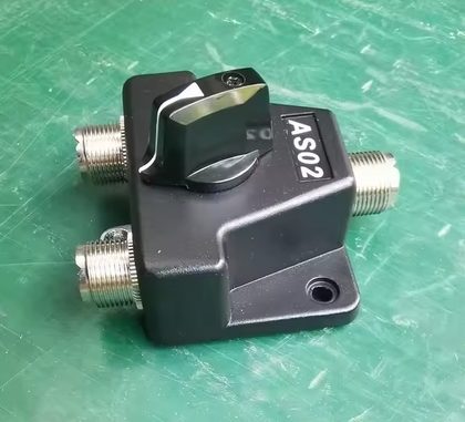 Llave de antena para HF/VHF/UHF